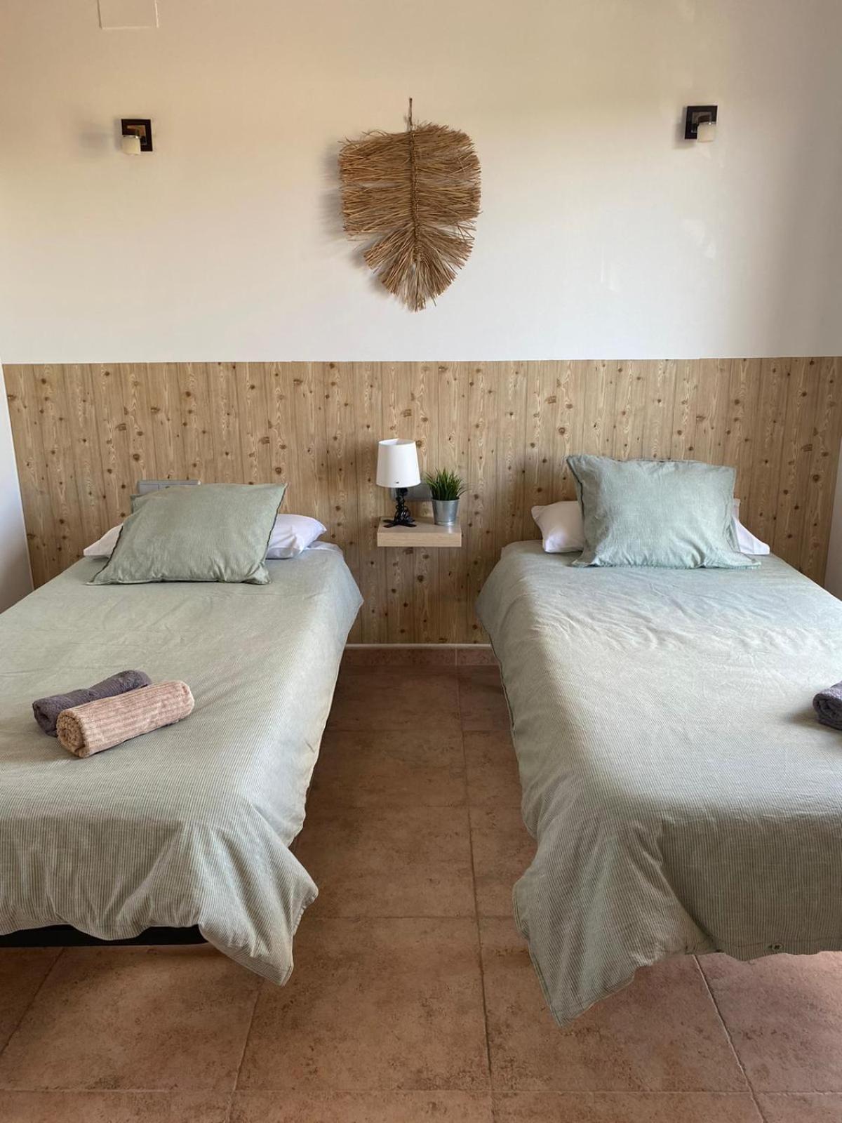 Hostal Espai Mediterrani La Pobla de Vallbona Esterno foto